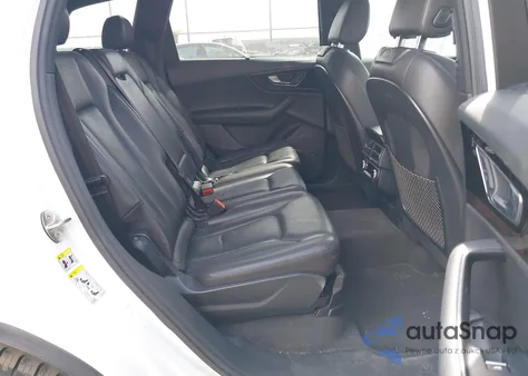 2017 Audi Q7 3.0T Premium z USA, uszkodzony, nr VIN WA1VAAF75HD008770